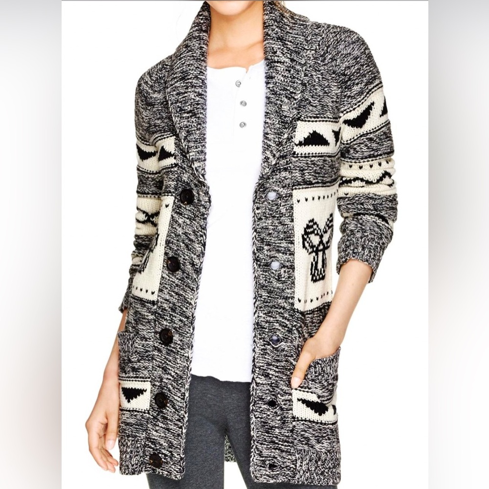TNA Aritzia The Northwest Sweater